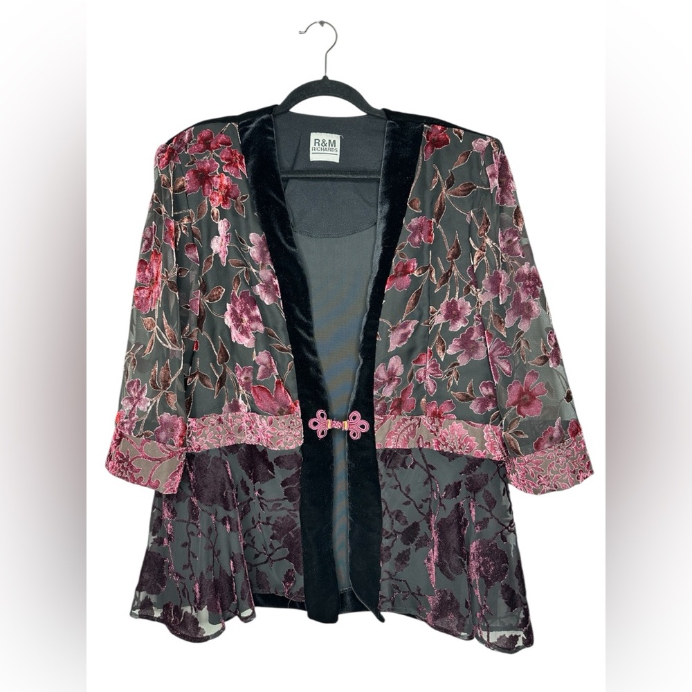 R&M Richards Women's Floral Cover - Black and Purple